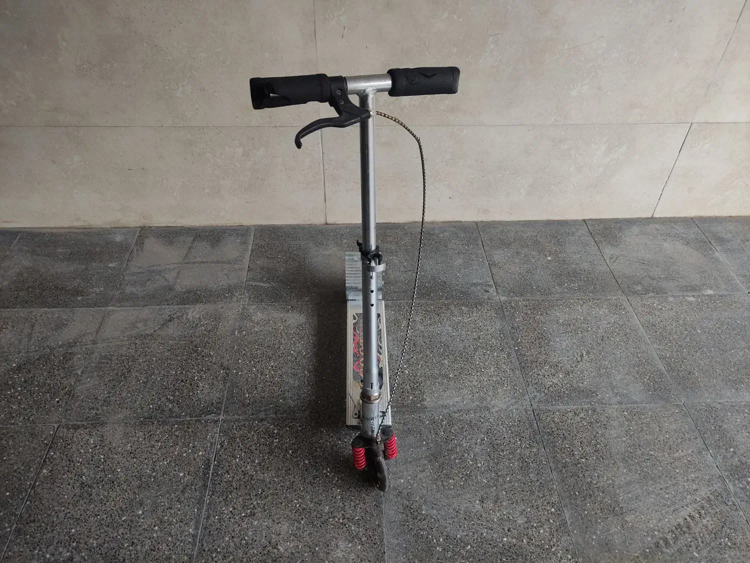 اسکوتر مستعمل|دوچرخه، اسکیت، اسکوتر|هشتگرد, هشتگرد قدیم|دیوار