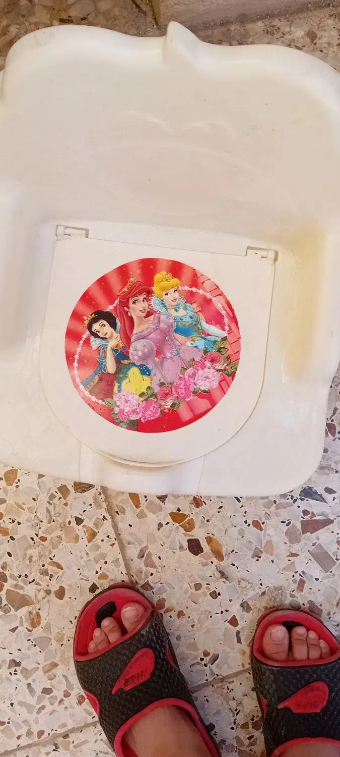 توالت برای آموزش کودک|اسباب و اثاث بچه|رشت, سیا اسطلخ|دیوار