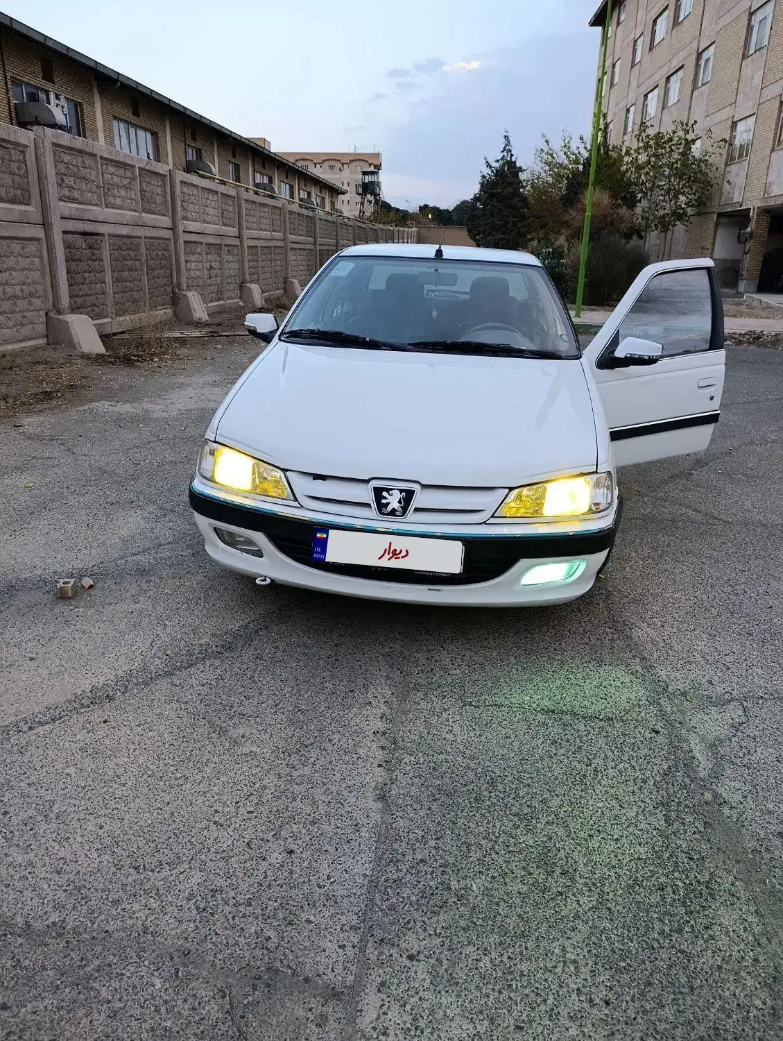 پژوپارس|خودرو سواری و وانت|اراک, |دیوار