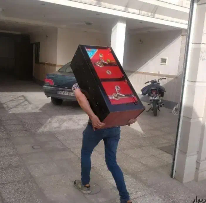 طاها بار|خدمات حمل و نقل|فولادشهر, C5|دیوار