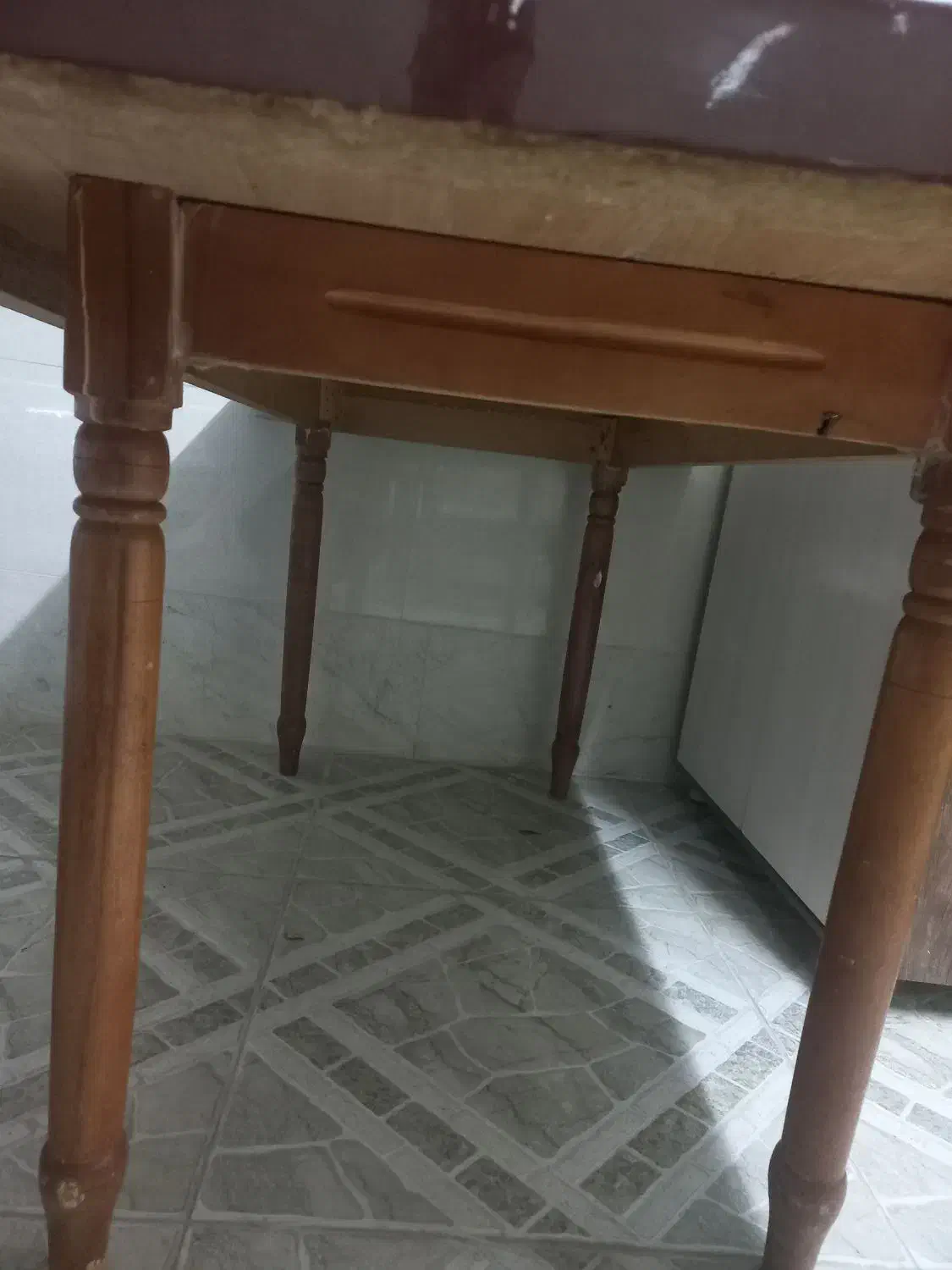 میز غذا خوری|میز و صندلی غذاخوری|کرمانشاه, |دیوار