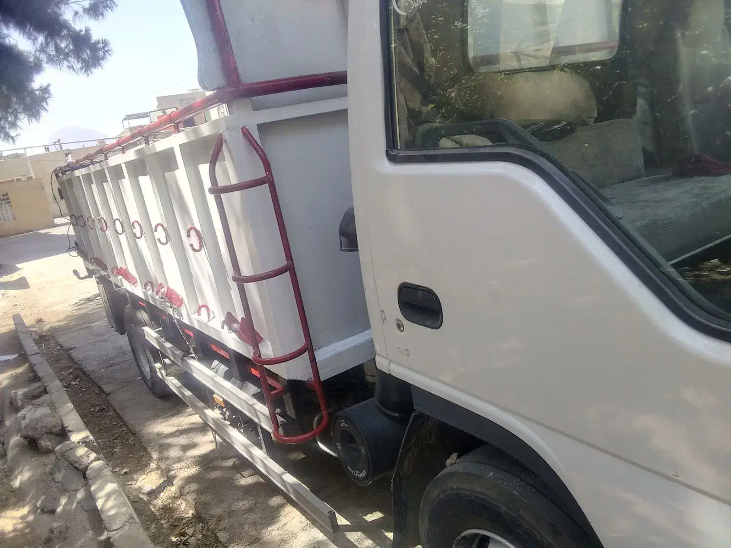 حمل بار خاور ایسوزو|خدمات حمل و نقل|خرم‌آباد, |دیوار