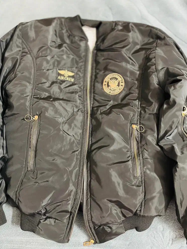 کاپشن (خلبانی)|لباس|فاضل آباد, |دیوار