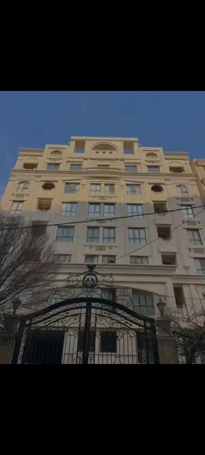 سعادت آباد 165متر رهن کامل 3 پارکینگ