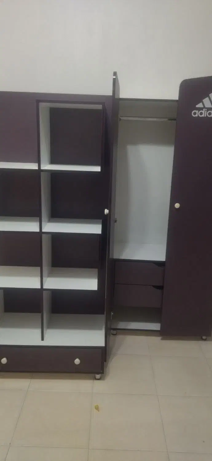 کمد بچه و ویترین|اسباب و اثاث بچه|گناباد, |دیوار