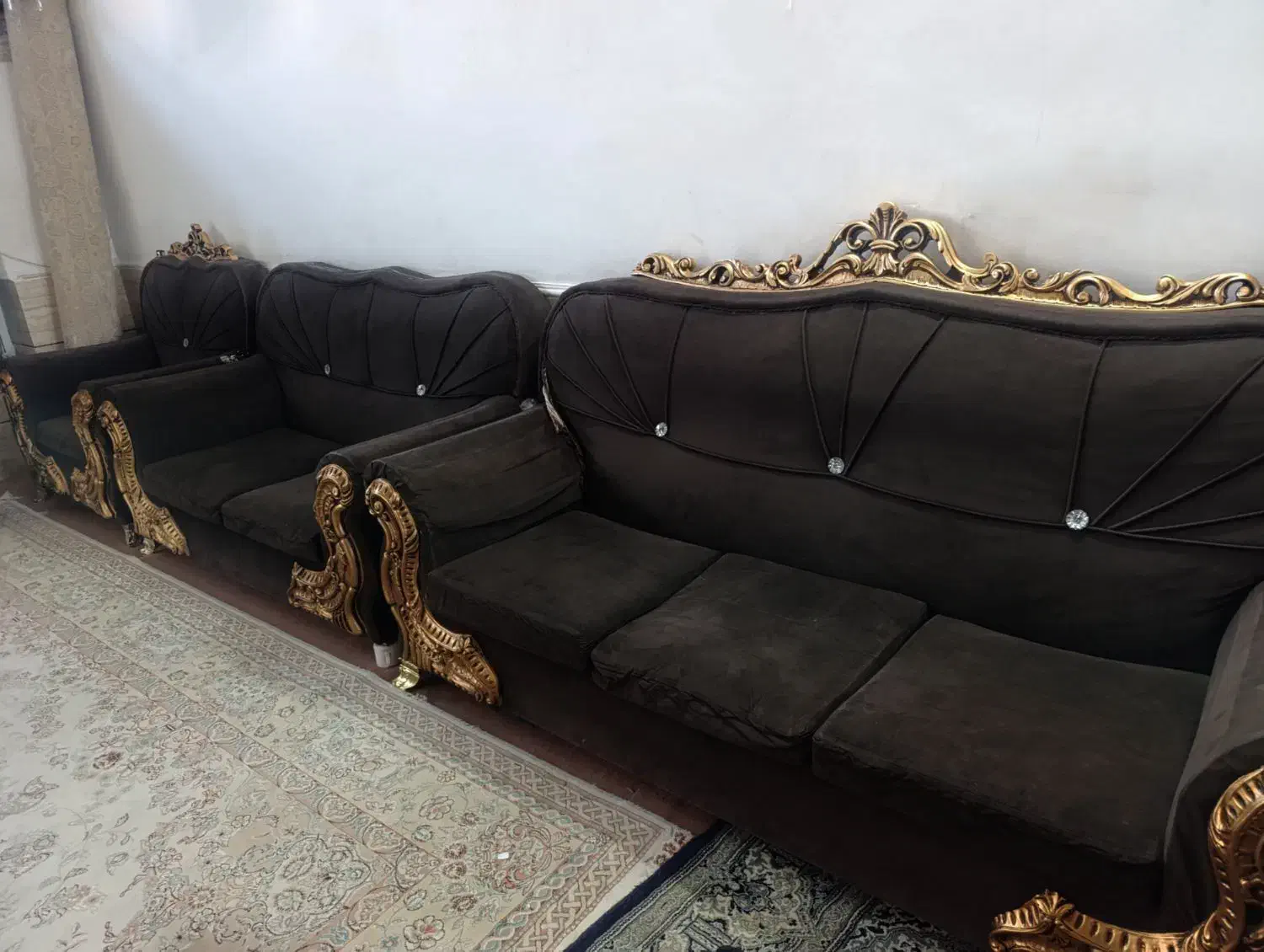 مبل سلطنتی|مبلمان خانگی و میز عسلی|شیراز, سعدیه جنوبی|دیوار