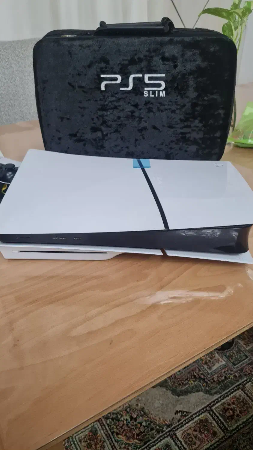 ps5 slim دیسک خور همراه با متعلقات و فول بازی|کنسول، بازی ویدئویی و آنلاین|ساوه, |دیوار