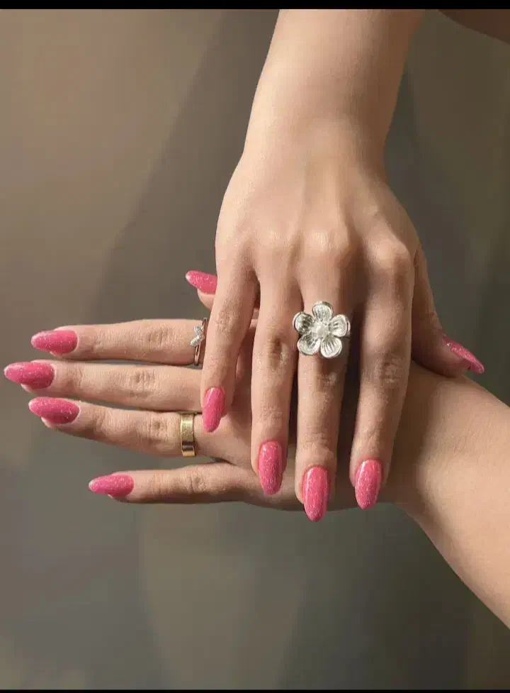 کیف|کتاب و مجله|نیشابور, ریوند|دیوار