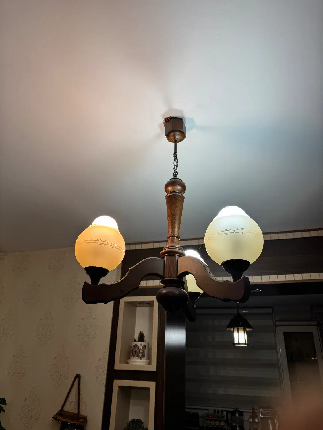 لوستر|لوستر و چراغ آویز|نهاوند, |دیوار