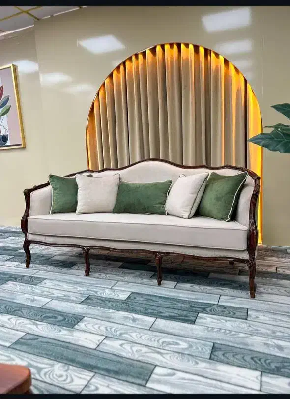 مبل سبک کلاسیک کویین فرانسوی /کد ۱۴۵۳|مبلمان خانگی و میز عسلی|بابلسر, |دیوار