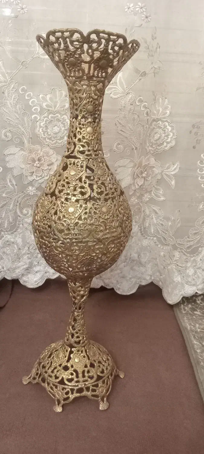 تعدادی وسایل برنجی همش یکجا فروخته میشود|مبلمان خانگی و میز عسلی|ورامین, ورامین|دیوار