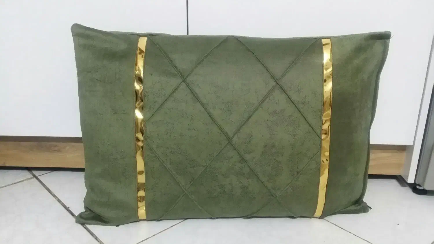 کاور|رختخواب، بالش، پتو|اصفهان, ملک|دیوار