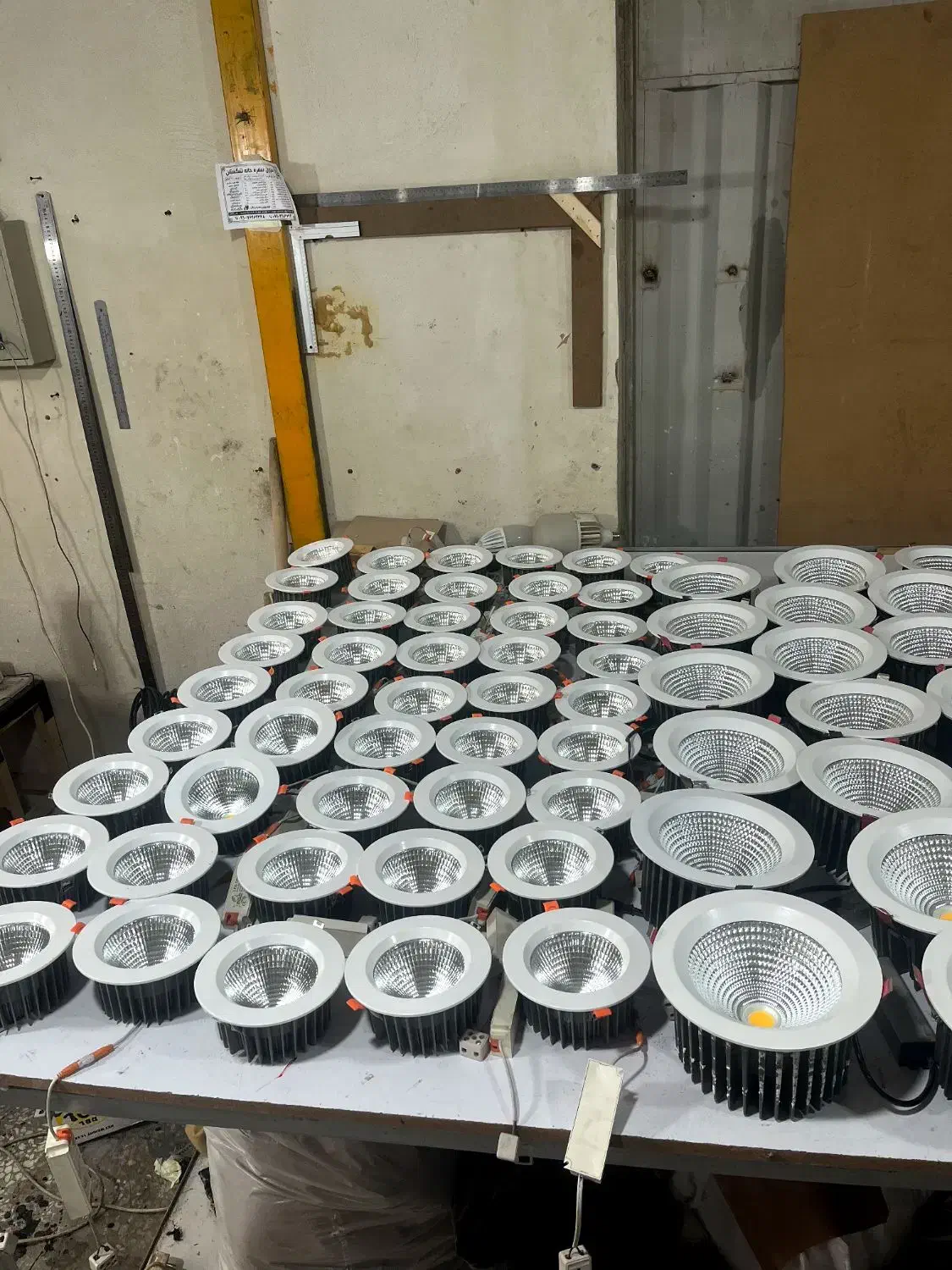 تعدادی cob مناسب نمایشگاه ها|لامپ و چراغ|تهران, حکیمیه|دیوار