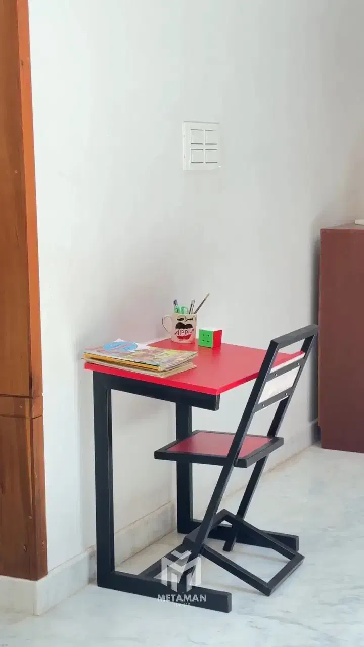 میز و صندلی نوجوان|میز تحریر و کامپیوتر|رشت, حومه رشت|دیوار