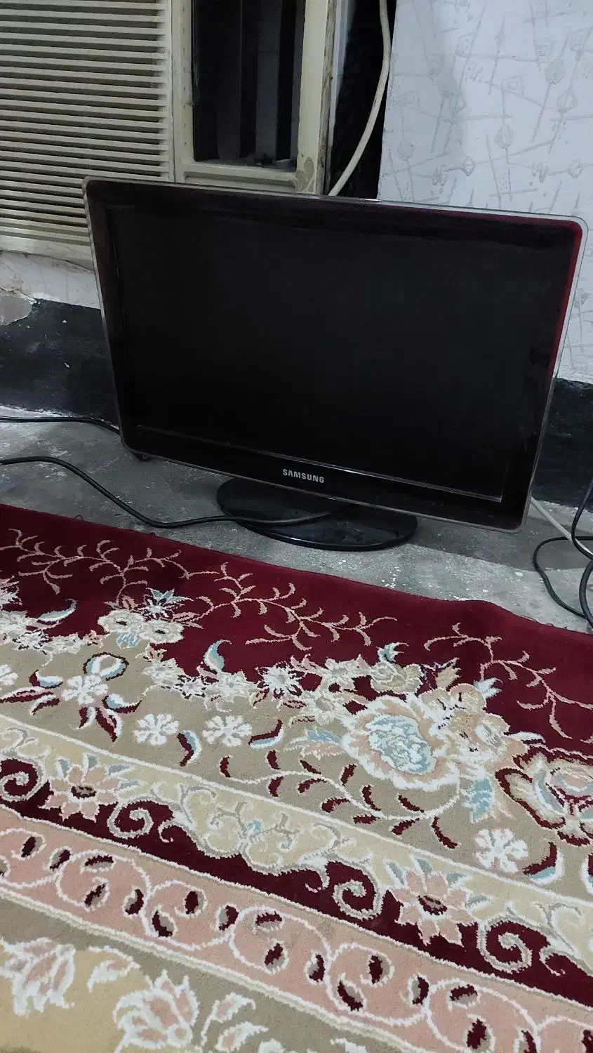 تی وی|تلویزیون و پروژکتور|دوگنبدان, |دیوار