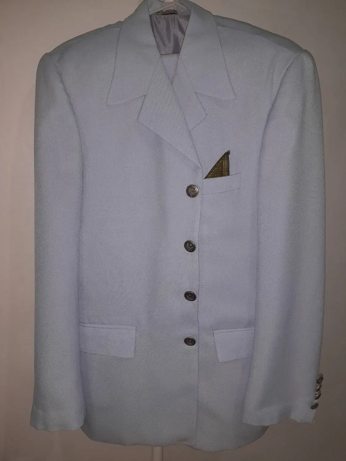 کت شلوار روشن ..آکبند|لباس|رشت, فرزانه|دیوار