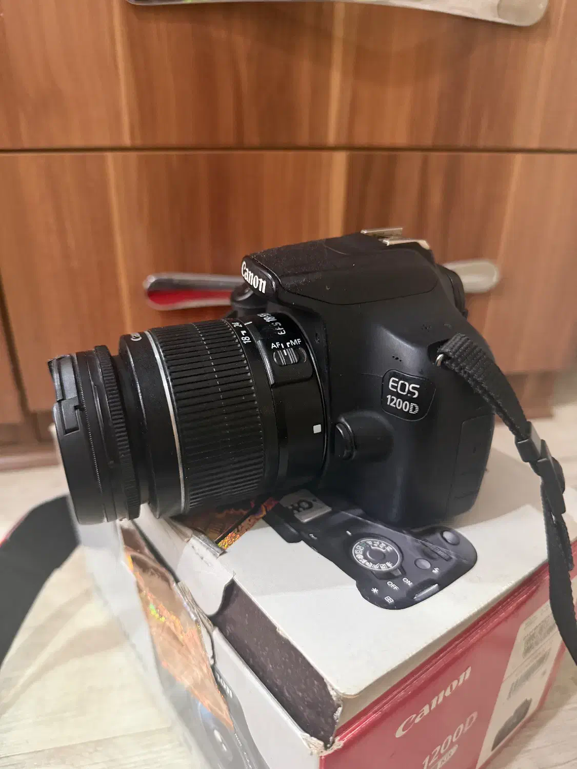 دوبین کنون ۱۲۰۰D|دوربین عکاسی و فیلمبرداری|تهران, علم و صنعت|دیوار