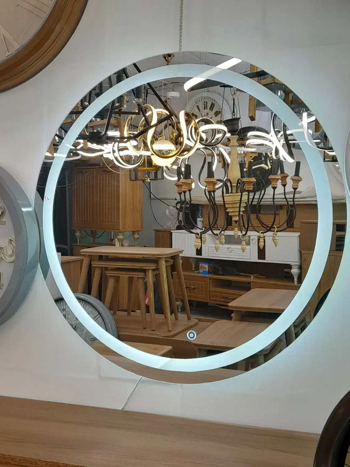 آینه قدی|آینه|اصفهان, شهرک کاوه|دیوار