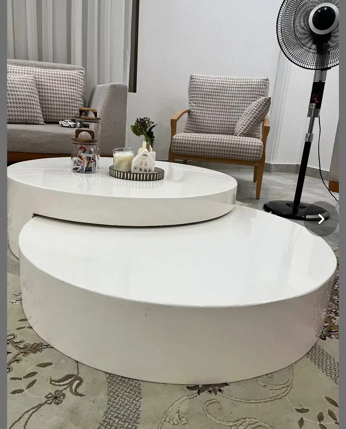 میز گرد جلو‌مبلی|مبلمان خانگی و میز عسلی|رشت, امین الضرب|دیوار