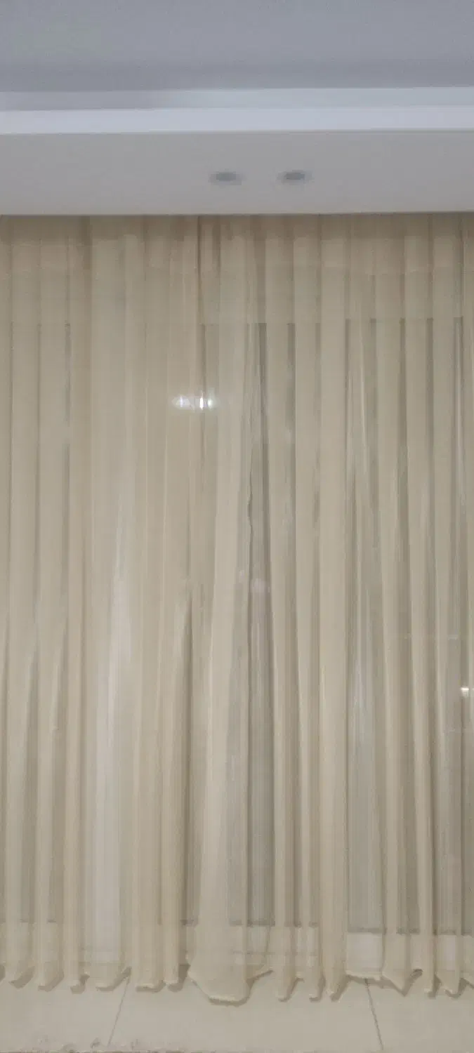 پرده توری چهار متری و خورده و یک عدد لحاف کرسی|پرده، رانر، رومیزی|لنجان, |دیوار