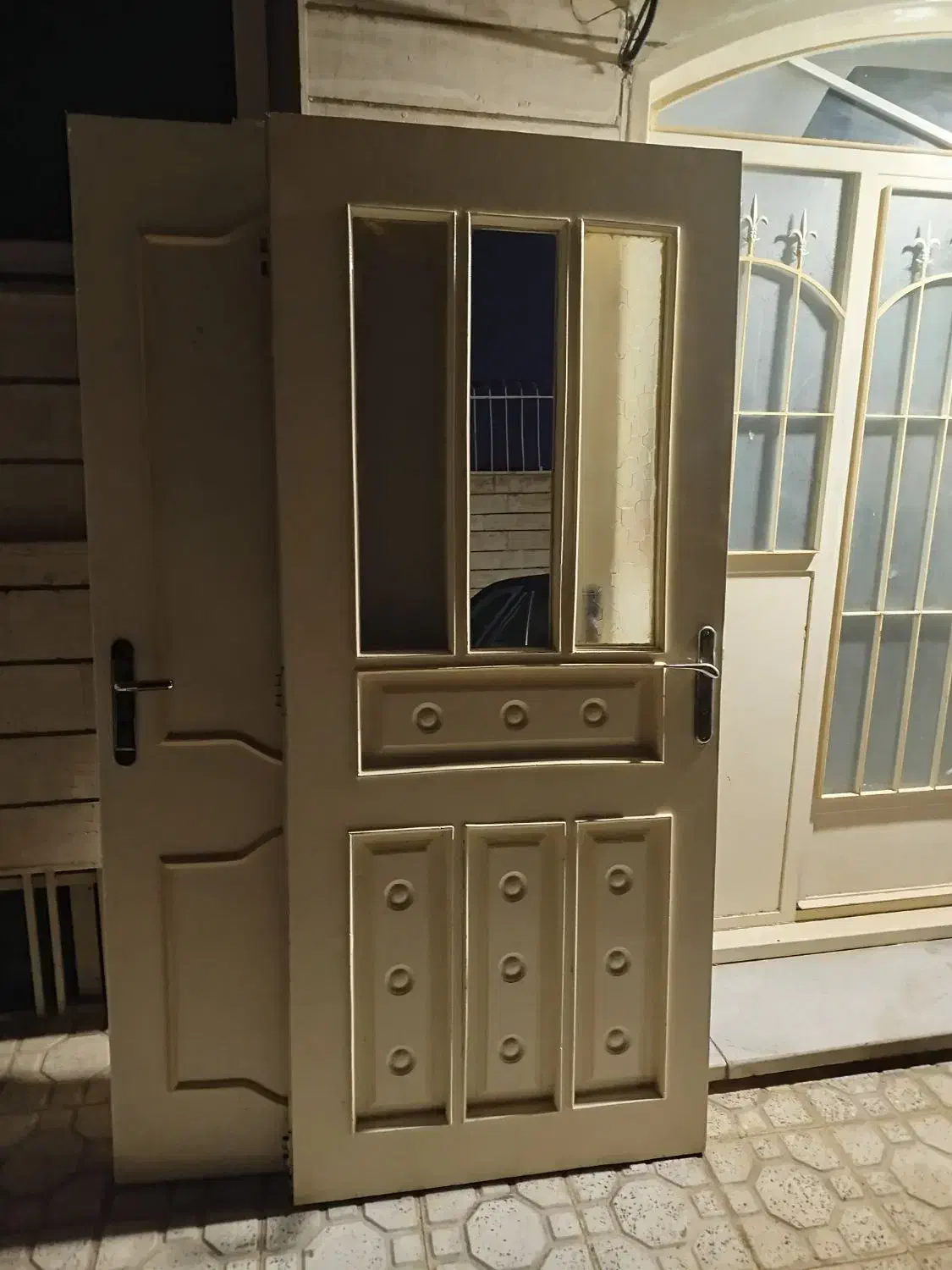 درب اتاق خواب و پذیرایی|مصالح و تجهیزات ساختمان|بیجار, |دیوار