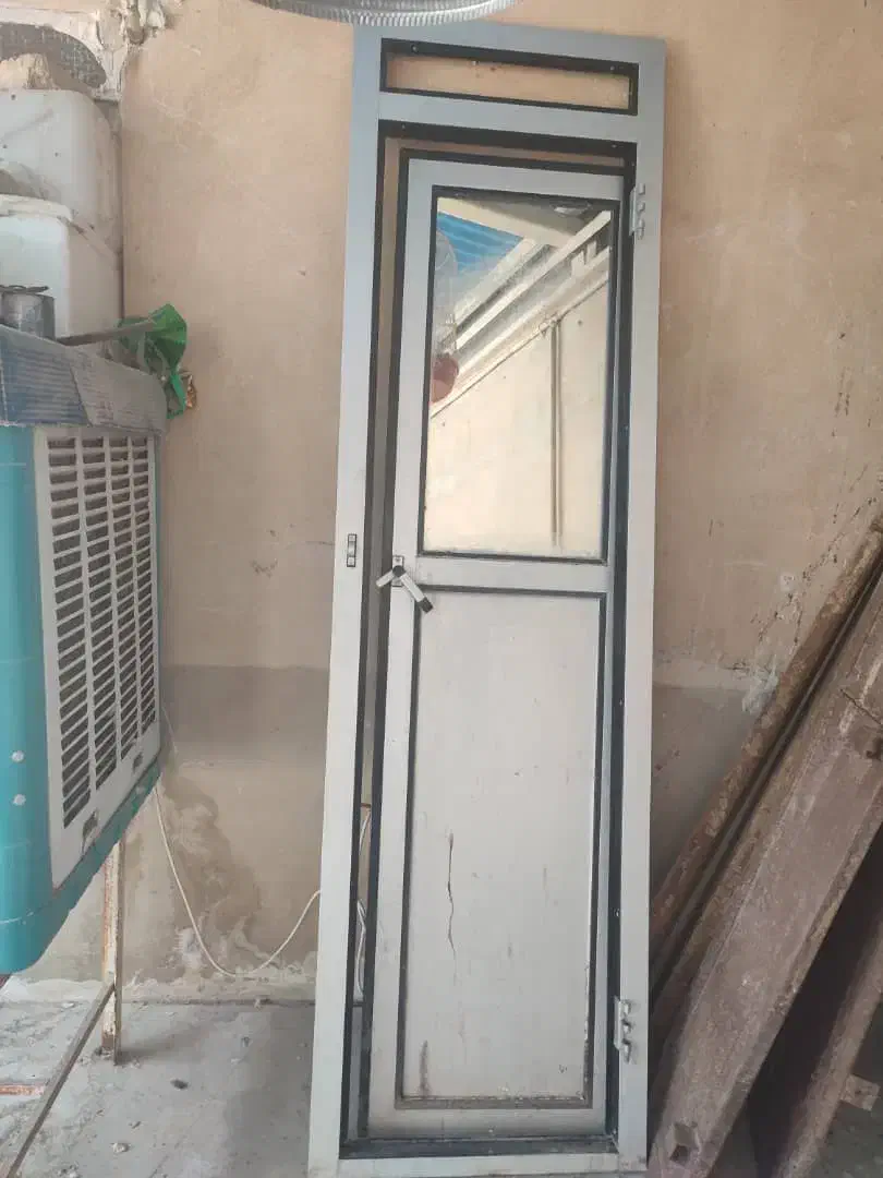 درب|مصالح و تجهیزات ساختمان|کازرون, |دیوار