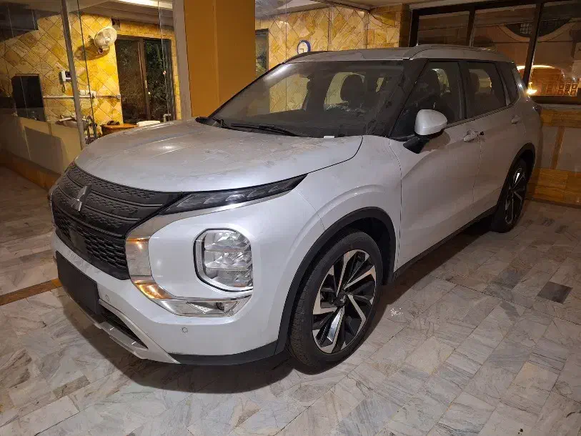 اوتلندر m لاین دو دف مدل 2023|خودرو سواری و وانت|تهران, دروس|دیوار