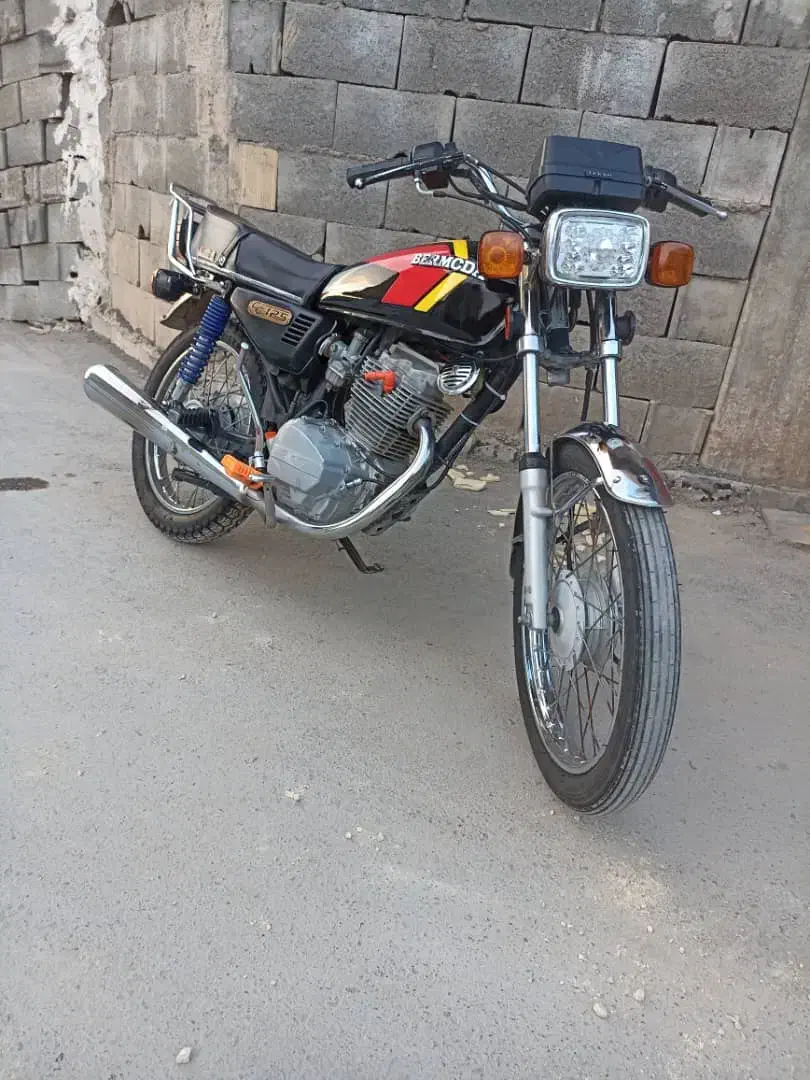 مدارک کامل|موتورسیکلت|لردگان, |دیوار