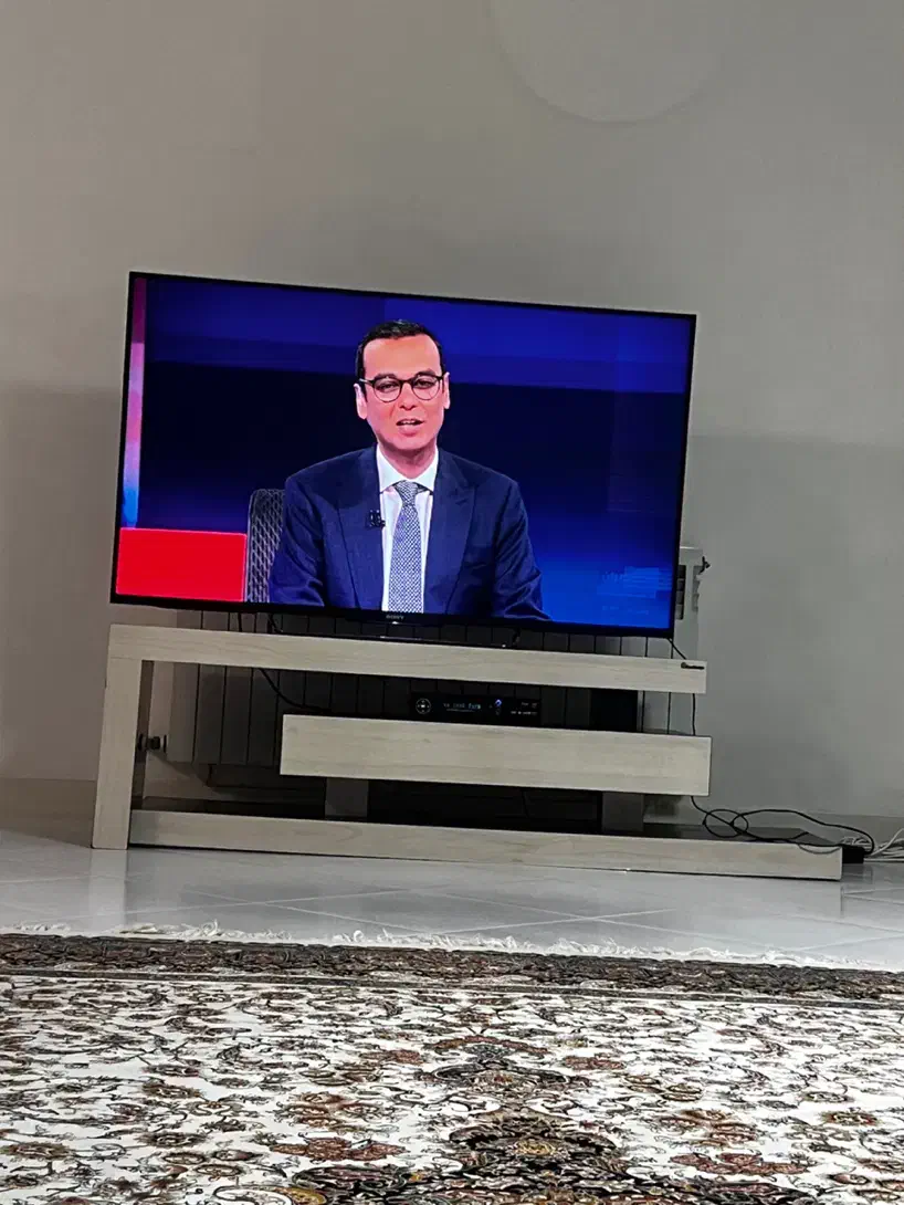 میز تلویزیون|میز تلویزیون|تهران, دریاچه شهدای خلیج فارس|دیوار