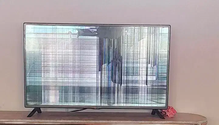 الجی پنل شکسته|تلویزیون و پروژکتور|رامسر, |دیوار