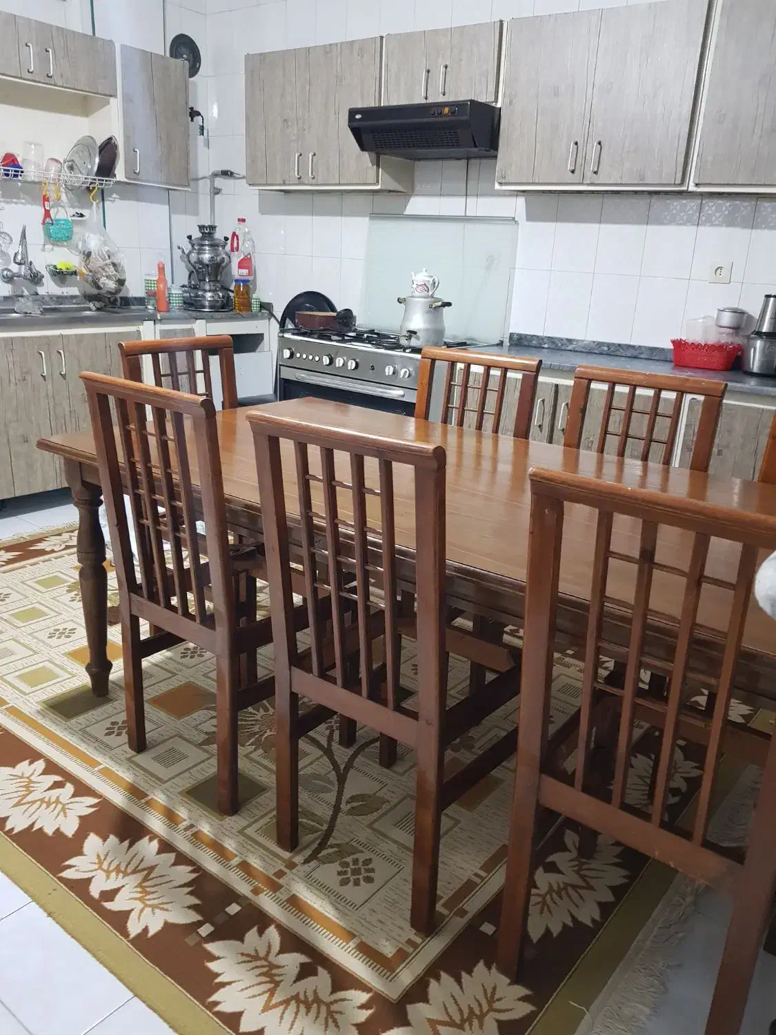 میز غذا خوری ۸نفره با ۸تا صندلی|میز و صندلی غذاخوری|ساری, |دیوار