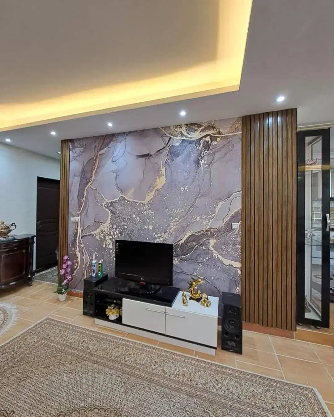 نصاب دکور قرنیز ترمو ماربل شیت|خدمات پیشه و مهارت|کرج, اتحاد|دیوار