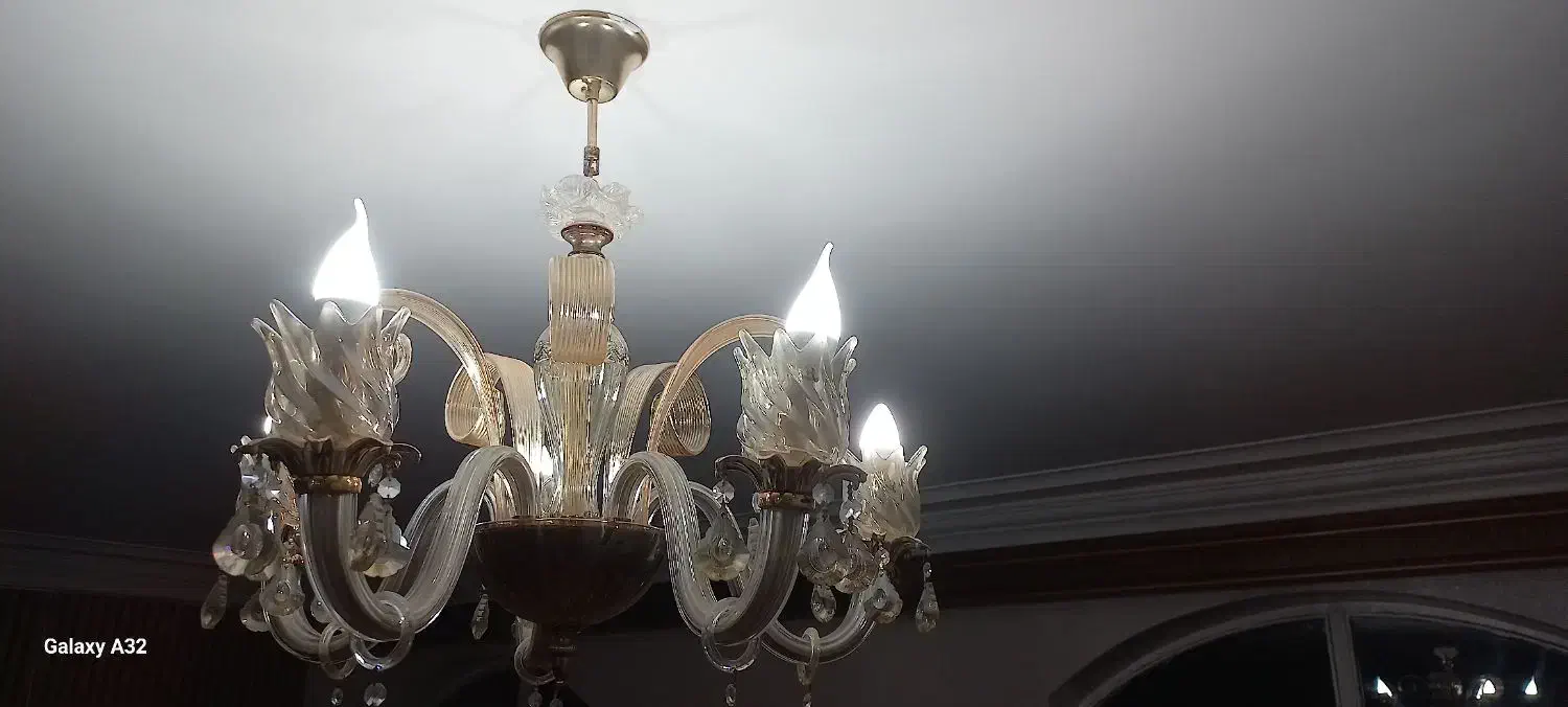 دو عدد لوستر|لوستر و چراغ آویز|کلیبر, |دیوار