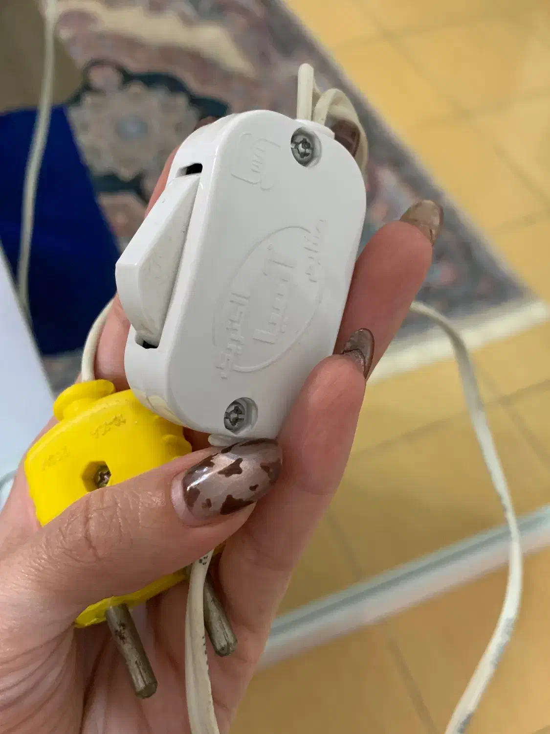 آینه قدی لامپ دار|آینه|رشت, کوی عرفان|دیوار