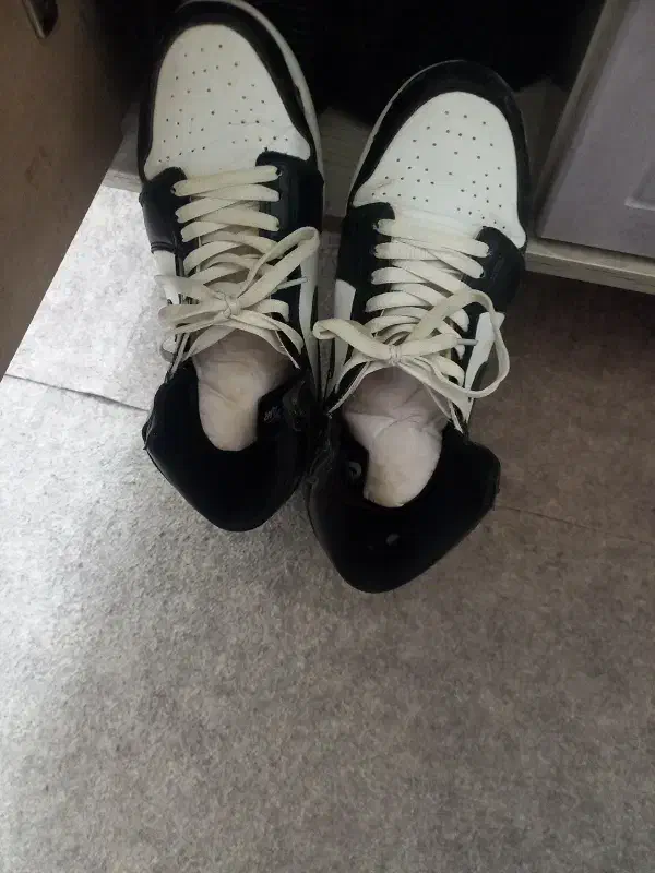 کتونی جردن|کیف، کفش، کمربند|خرم‌آباد, |دیوار