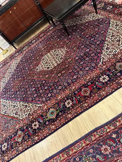 جفت ۹ متری بافت تبریز|فرش|تهران, آبشار تهران (دریاچه)|دیوار