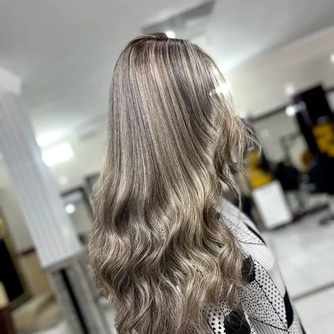 خدمات رنگ و لایت|خدمات آرایشگری و زیبایی|ابهر, |دیوار