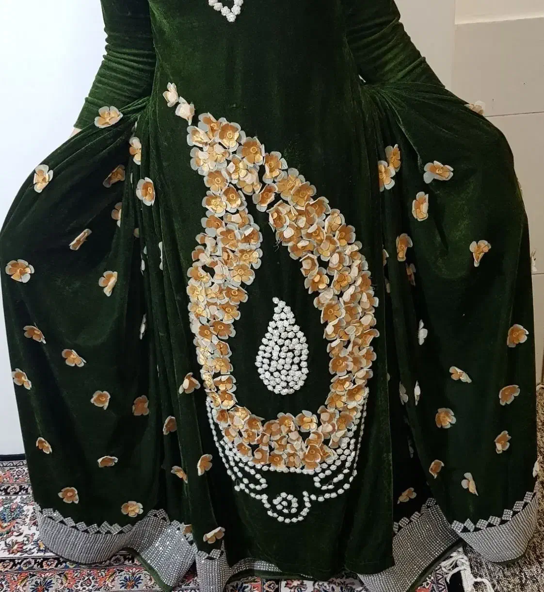 لباس محلی|لباس|یاسوج, |دیوار