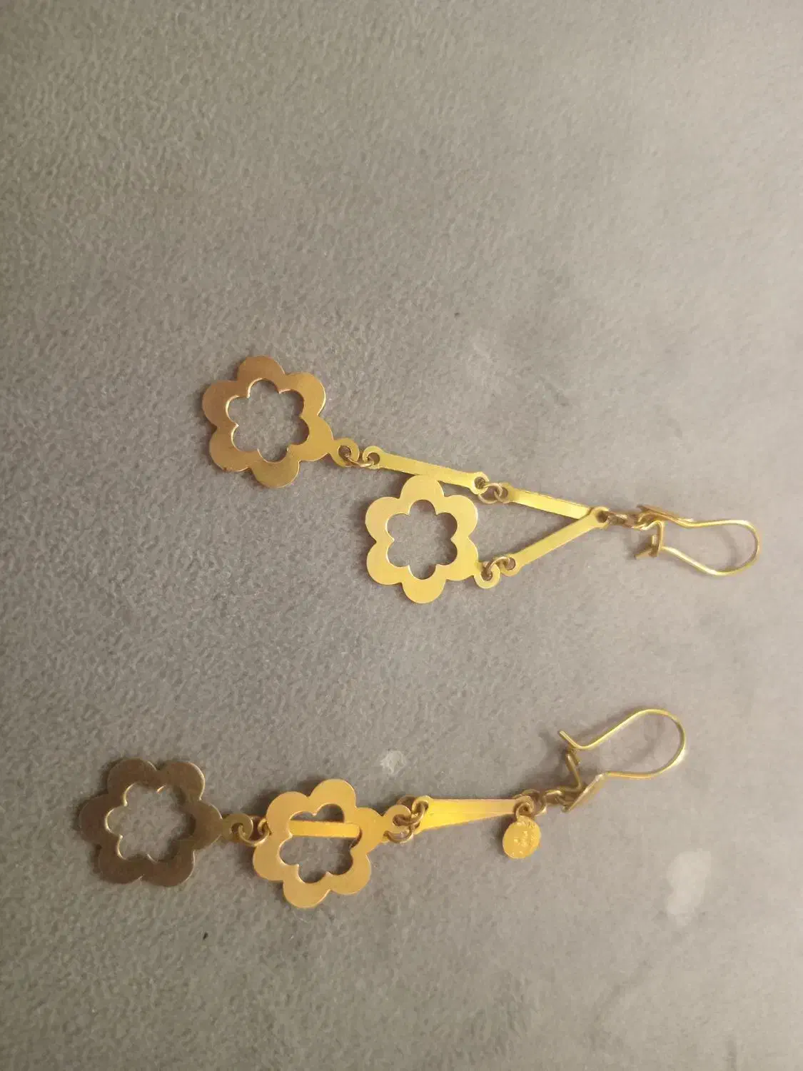 ۱۳ گرم و ۷۰ سوت ۲۰۰ بالاتر تابلو|جواهرات|قرچک, زیبا شهر|دیوار