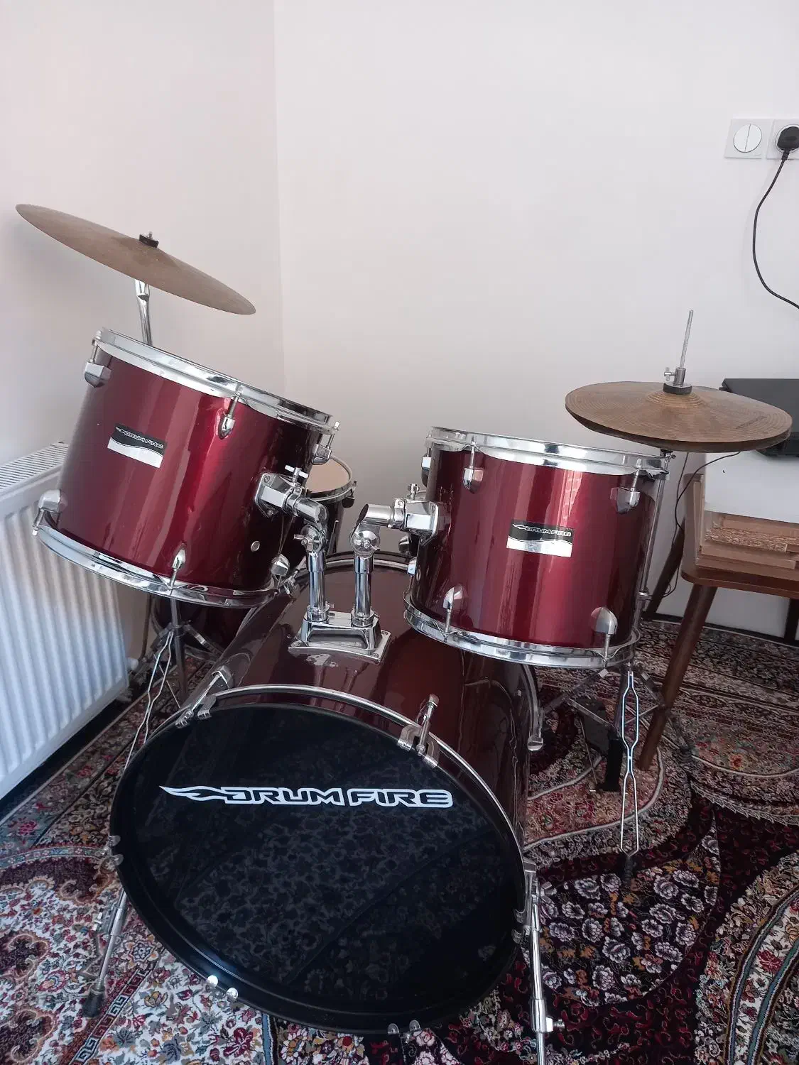 درامز(جاز)|درام و پرکاشن|نائین, |دیوار