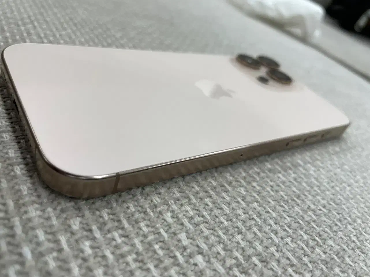 آیفون 16pro max ریجستر|موبایل|زاهدان, |دیوار