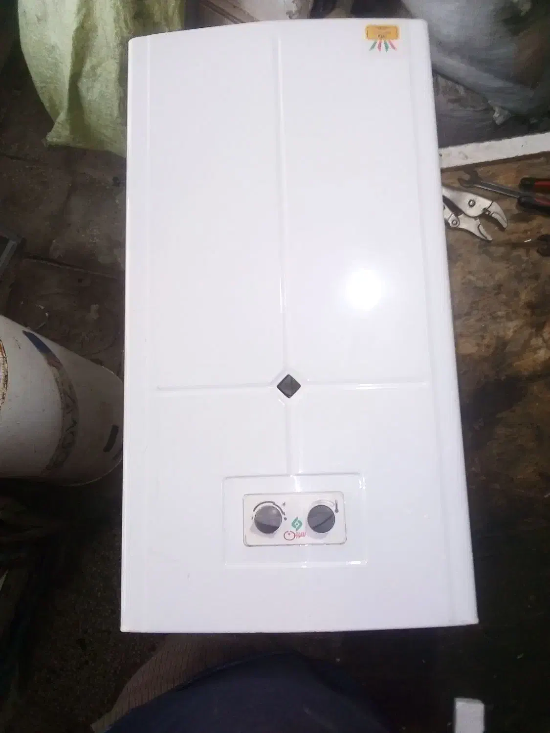 آبگرمکن دیواری سوزان وبوتان وپلار|آبگرمکن، پکیج، شوفاژ|تربتحیدریه, مظفریه|دیوار