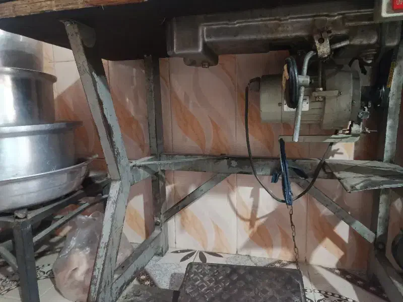 چرخ خیاطی|چرخ خیاطی و ریسندگی|نهاوند, |دیوار