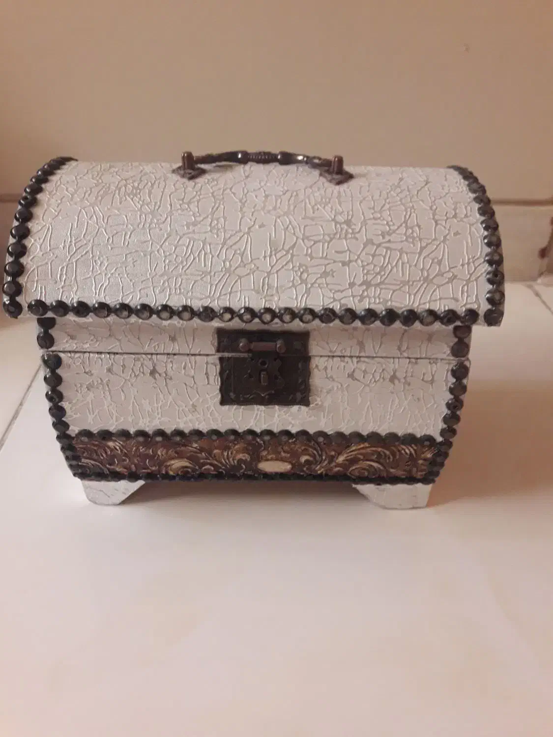 جعبه کادویی وتعدادی سبد|صنایع دستی و سایر لوازم تزئینی|اصفهان, سروستان|دیوار