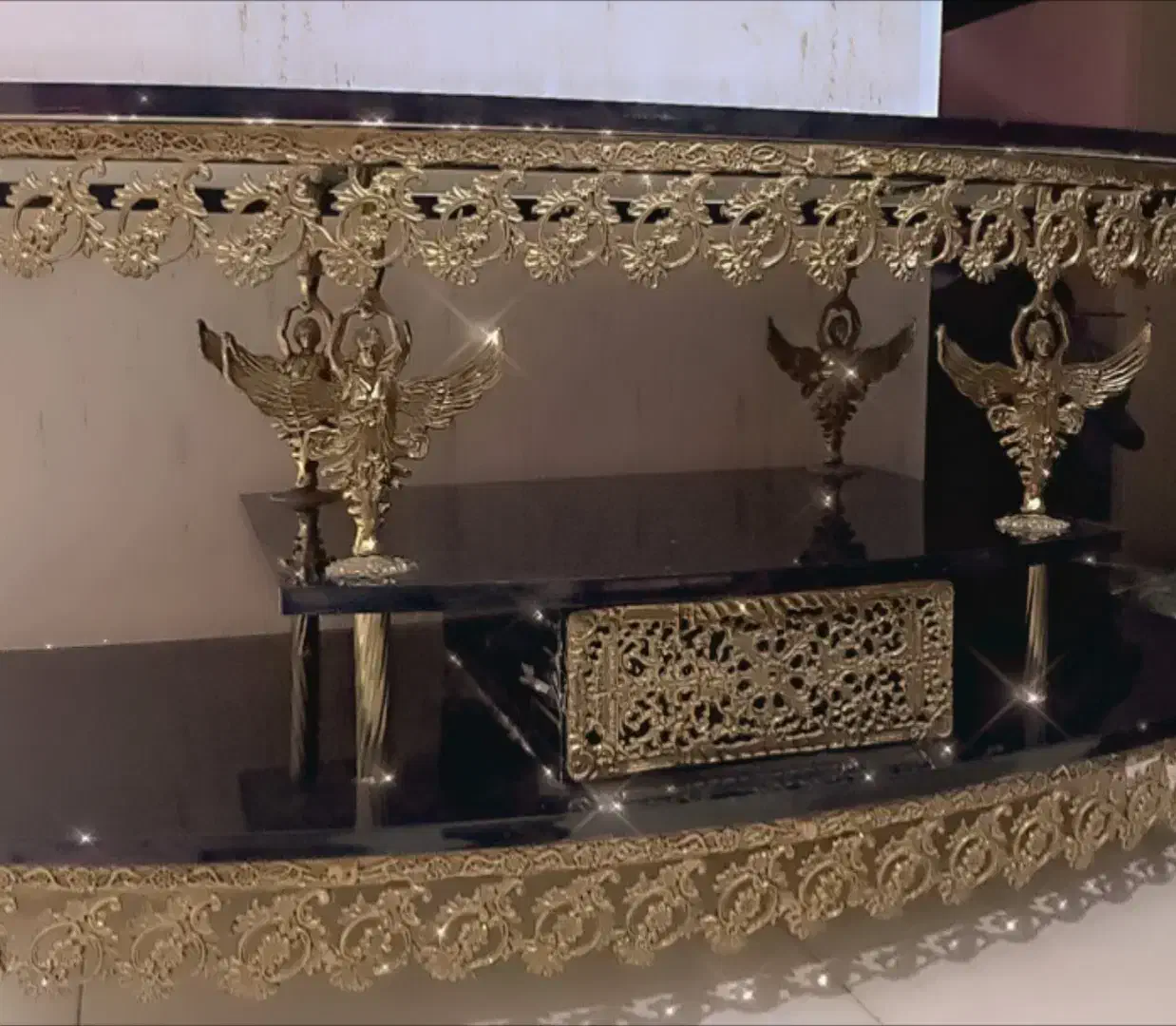 میز تلویزیون برنج.|میز تلویزیون|تهران, خزانه|دیوار