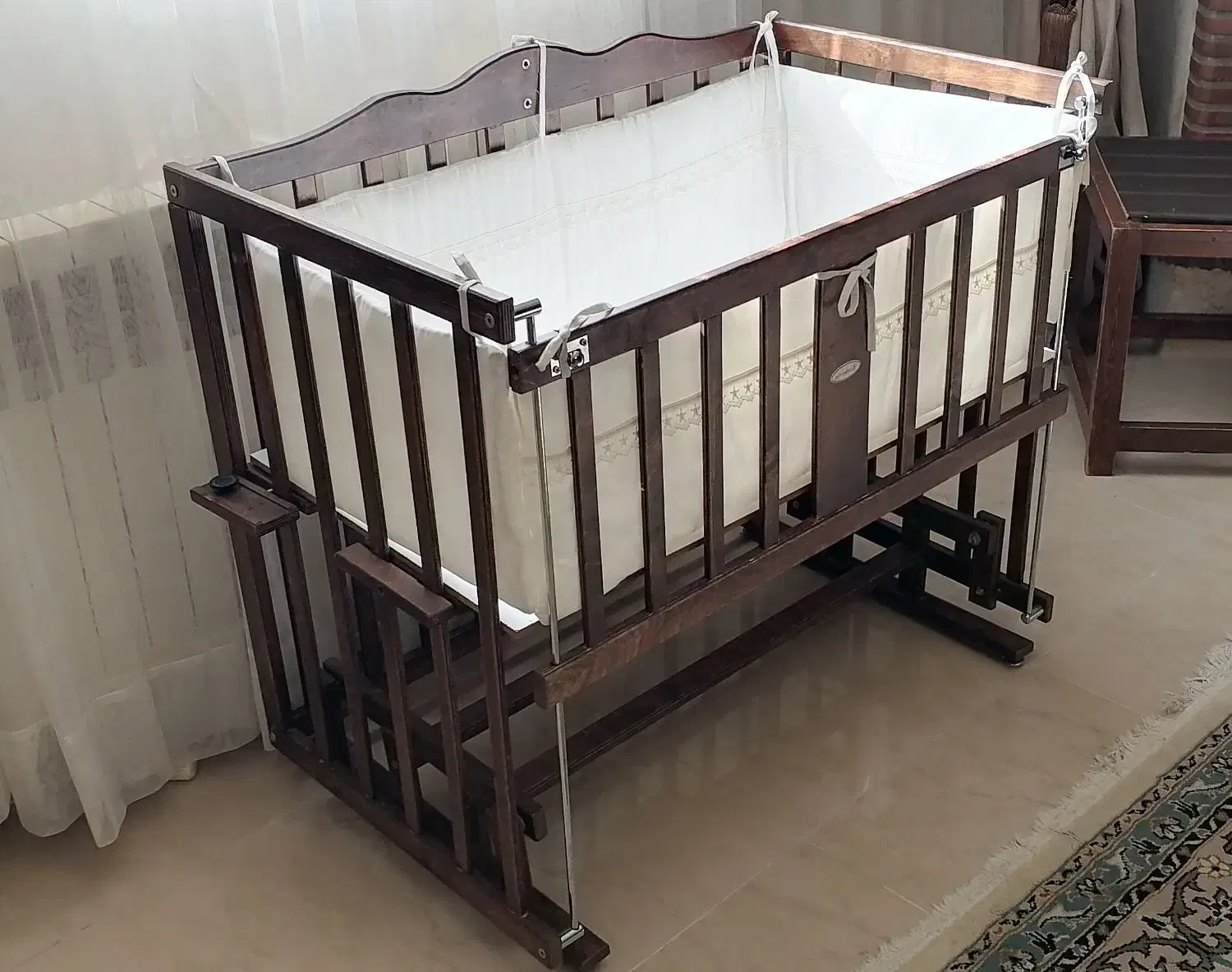 تخت نوزادی ترکaybi|تخت و صندلی بچه|بندر انزلی, نیمه شعبان|دیوار