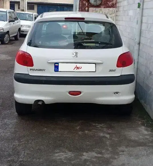 206 سفید مدل ۹۶|خودرو سواری و وانت|رشت, نیکمرام|دیوار