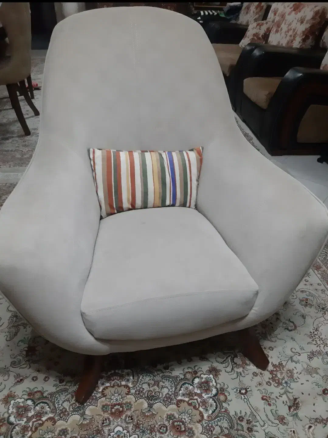 مبل راحتی|مبلمان خانگی و میز عسلی|محمدشهر, شهرک چمران|دیوار