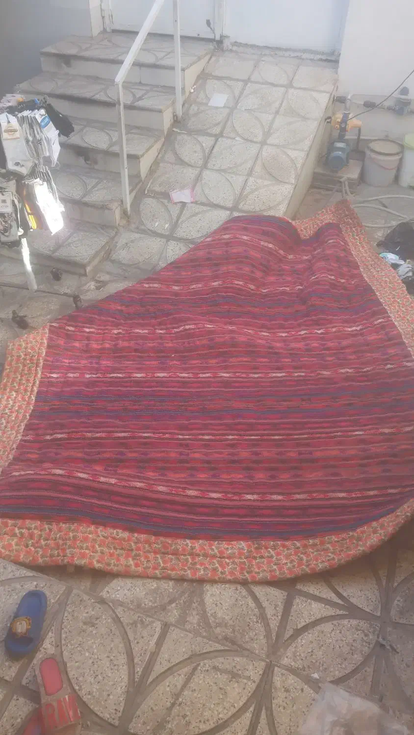 فوری لحاف کورسی قدیمی پارچه رویه ابریشمی کاملاسالم|رختخواب، بالش، پتو|قرچک, داوود آباد|دیوار