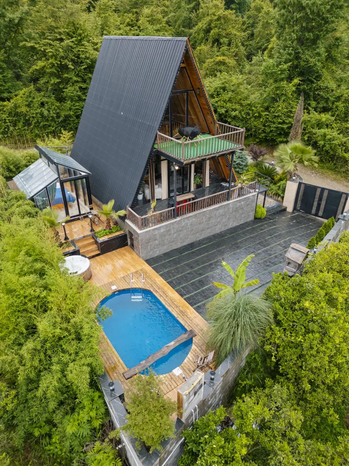 اجاره کلبه سویسی بام نشتارودکد21|اجارهٔ کوتاهمدت ویلا و باغ|سرخرود, |دیوار